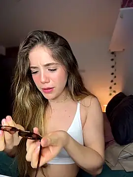 ShelbyHagen online show from March 11, 2026, 2:28 am