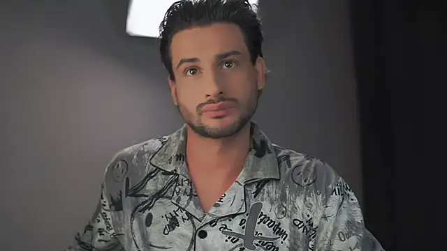 Keen   Luckystrike online show from February 15, 2025, 9:15 pm