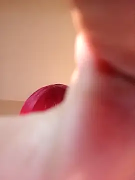 Charmouta touja online show from March 5, 2026, 9:44 pm