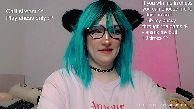 kitty alika online show from January 6, 2025, 2:47 pm