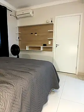 AliceStone19 online show from September 24, 2025, 5:16 pm