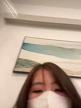 Snapshot of Onee-Chew chatting on May 6, 2026, 11:37 am Onee-Chew online show from May 6, 2026, 11:37 am