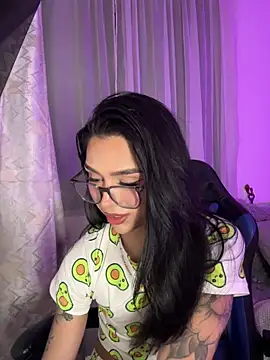Snapshot of Samantha_Bernardo chatting on April 20, 2026, 4:26 am Samantha Bernardo online show from April 20, 2026, 4:26 am