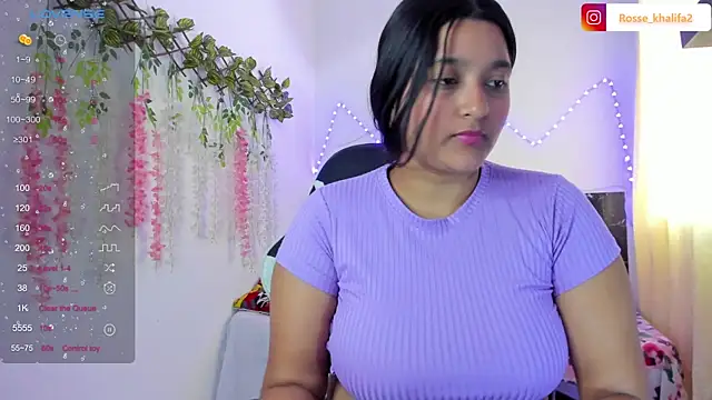 Snapshot of Rosse_khalifa2 chatting on March 21, 2025, 9:23 pm Rosse khalifa2 online show from March 21, 2025, 9:23 pm
