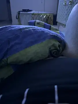 buri232 online show from March 8, 2025, 11:07 pm