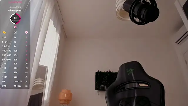 Lucy Ember online show from September 21, 2025, 5:42 am