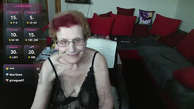 HeisseomaOriginal online show from February 3, 2025, 11:20 am