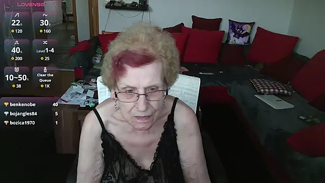 HeisseomaOriginal online show from March 10, 2025, 12:04 pm