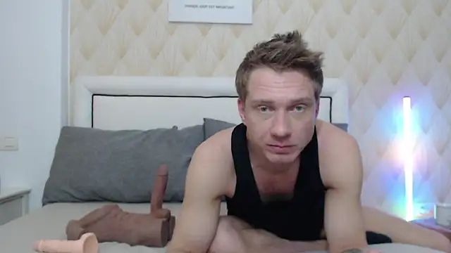 Snapshot of redheadxxl chatting on March 21, 2026, 5:16 pm redheadxxl online show from March 21, 2026, 5:16 pm