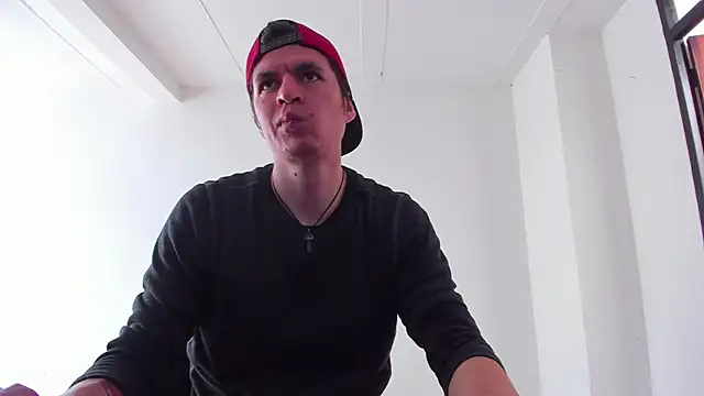 Headhunterdz online show from April 7, 2026, 6:52 pm