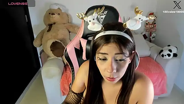 eval lee18 online show from December 23, 2024, 3:07 am