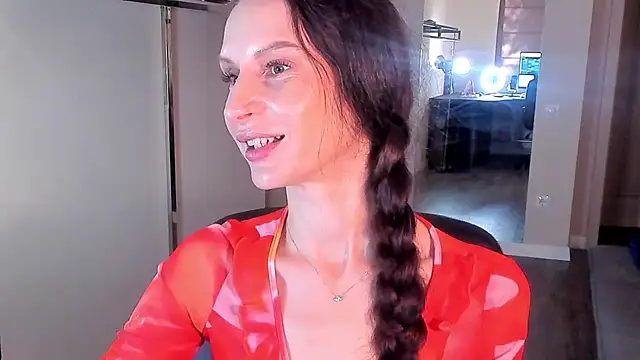 Mila Anders online show from May 25, 2026, 4:51 am