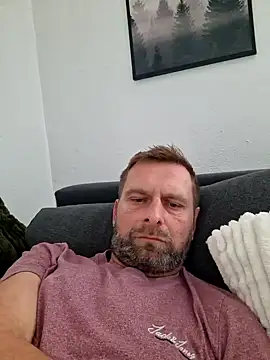 Mjn34 online show from October 16, 2025, 3:13 pm