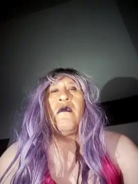 karlaalva online show from April 6, 2026, 7:53 am