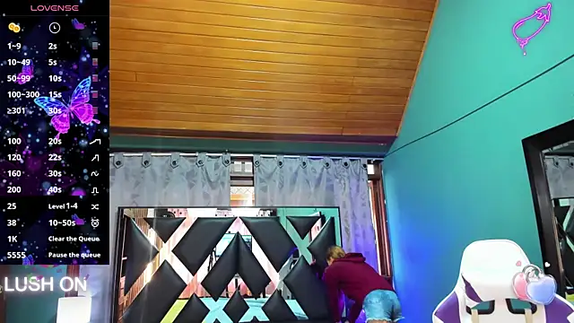 Linda4Petite online show from February 10, 2025, 6:03 pm