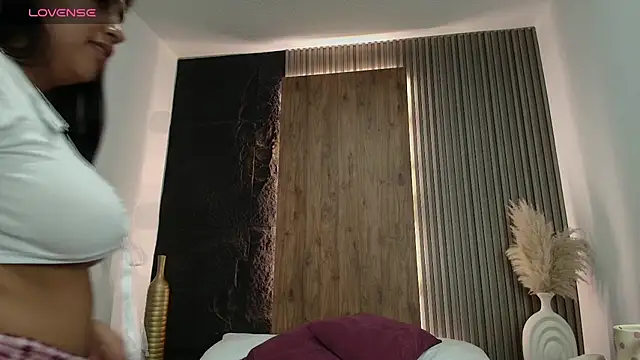 abby miller26 online show from December 22, 2024, 12:27 pm