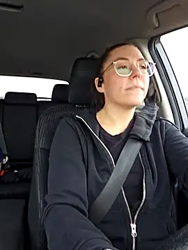 Ellie-L-Elizabeth online show from March 6, 2025, 2:18 pm