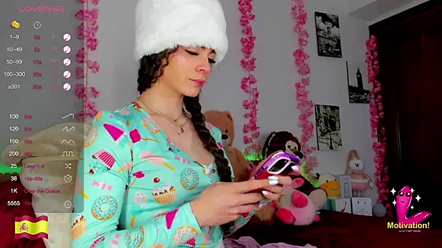 gabrielatafur  online show from February 8, 2025, 12:39 pm