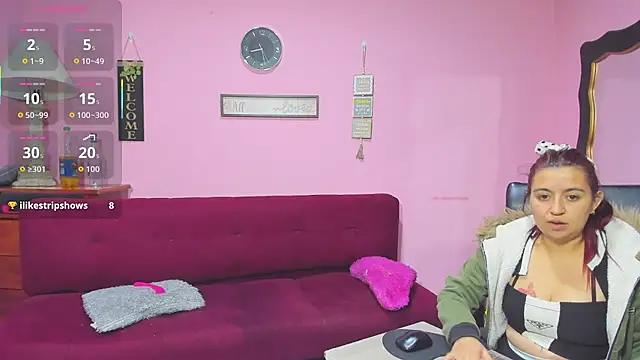 Snapshot of lesbiancuple chatting on October 14, 2025, 1:28 am lesbiancuple online show from October 14, 2025, 1:28 am