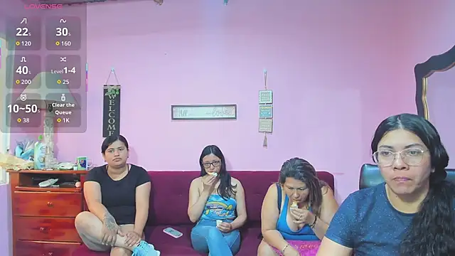 Snapshot of lesbiancuple chatting on November 13, 2025, 1:21 pm lesbiancuple online show from November 13, 2025, 1:21 pm