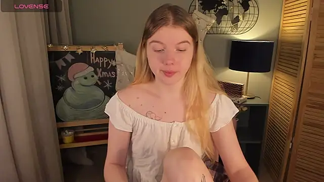 ohmyJuliet online show from December 20, 2024, 2:19 am