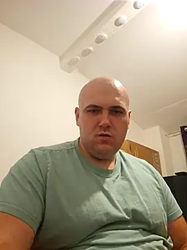 mario890605 online show from September 25, 2025, 10:13 pm