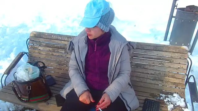 SquirtyMellissaLabia online show from February 20, 2025, 12:47 pm