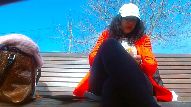 SquirtyMellissaLabia online show from March 17, 2025, 9:55 am