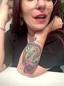 LunaMoongirl online show from December 3, 2024, 10:50 am