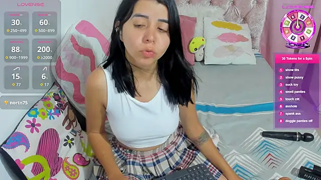 amy petite online show from October 19, 2025, 1:39 am