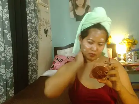 PearlOfAsia21 online show from December 2, 2024, 5:15 am