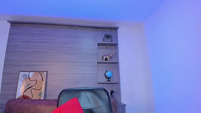 kimbrownn online show from March 14, 2025, 9:54 pm