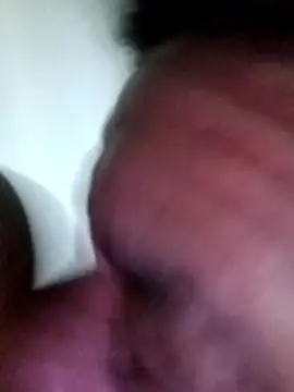 yellowwetfox online show from November 5, 2025, 4:45 am