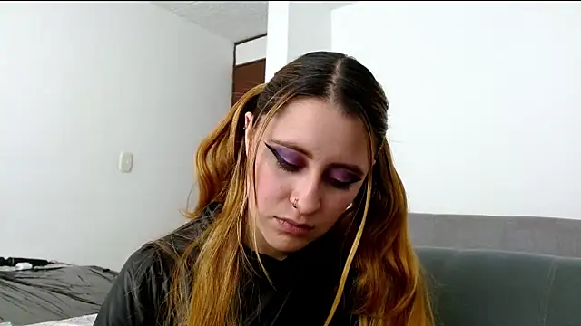 Juls winter  online show from April 20, 2026, 6:09 pm