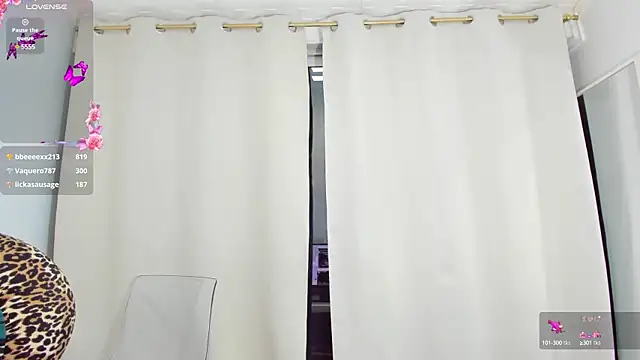 Sarabecker online show from December 5, 2024, 3:17 pm