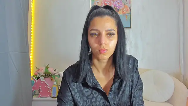 Snapshot of Sarabecker chatting on June 29, 2026, 7:25 am Sarabecker online show from June 29, 2026, 7:25 am
