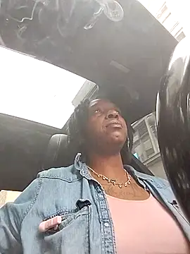 markquanna online show from December 19, 2025, 6:15 pm