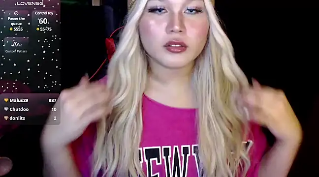 stacey wills44 online show from March 3, 2025, 11:56 pm