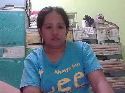 Snapshot of sweetlady_pinay chatting on April 11, 2026, 1:32 am sweetlady pinay online show from April 11, 2026, 1:32 am