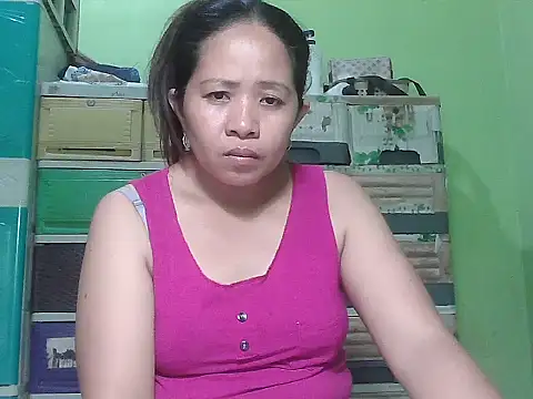 Snapshot of sweetlady_pinay chatting on April 26, 2026, 12:08 am sweetlady pinay online show from April 26, 2026, 12:08 am