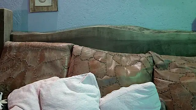 Lilmuh  online show from January 17, 2025, 2:18 am