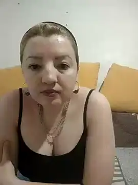 stefanyharper16 online show from February 19, 2025, 12:44 pm