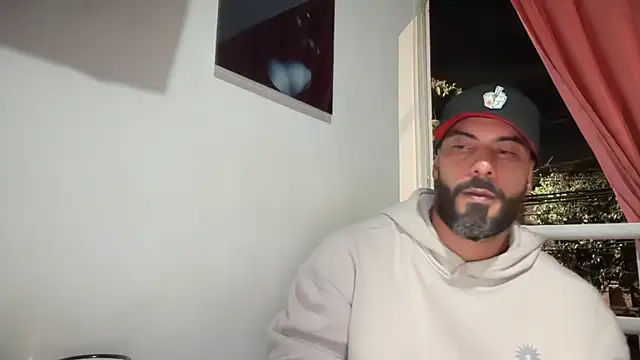 romeolovedark online show from November 25, 2025, 4:56 am