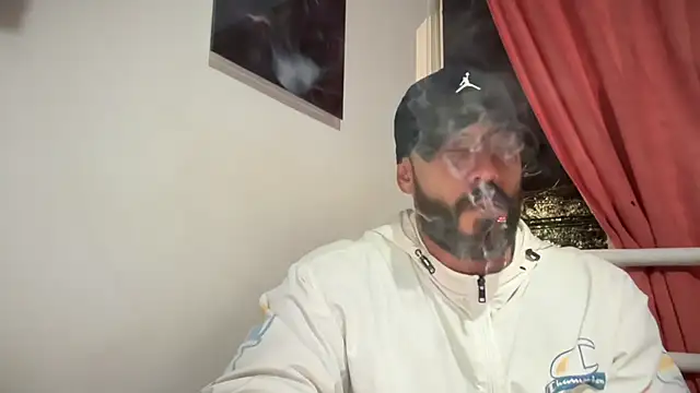 romeolovedark online show from November 28, 2025, 4:59 am