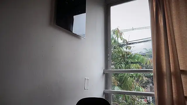 romeolovedark online show from February 6, 2026, 5:49 pm