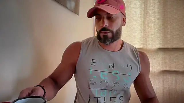 romeolovedark online show from March 13, 2026, 2:45 pm