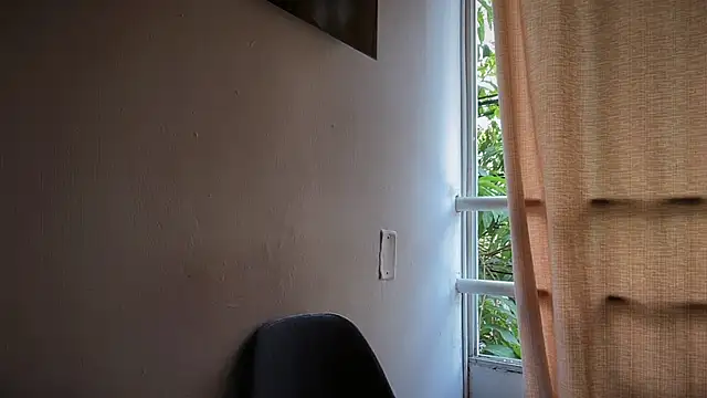 romeolovedark online show from April 18, 2026, 7:29 pm