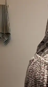 Moi Lina online show from December 8, 2024, 12:30 pm