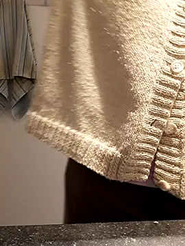 Moi Lina online show from November 8, 2025, 12:16 pm