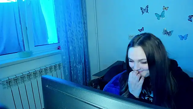 NataliEvans online show from November 8, 2025, 10:15 am